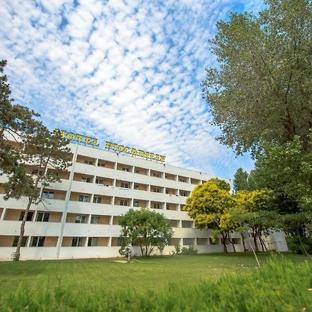 Hotel Piccadilly Mamaia Luaran gambar