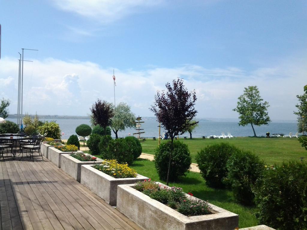 Hotel Piccadilly Mamaia Luaran gambar