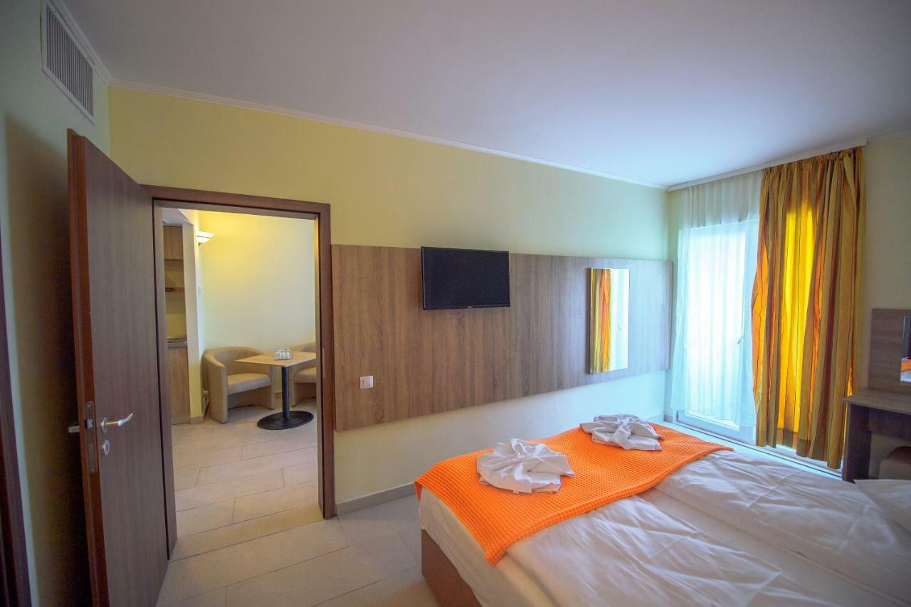 Hotel Piccadilly Mamaia Luaran gambar