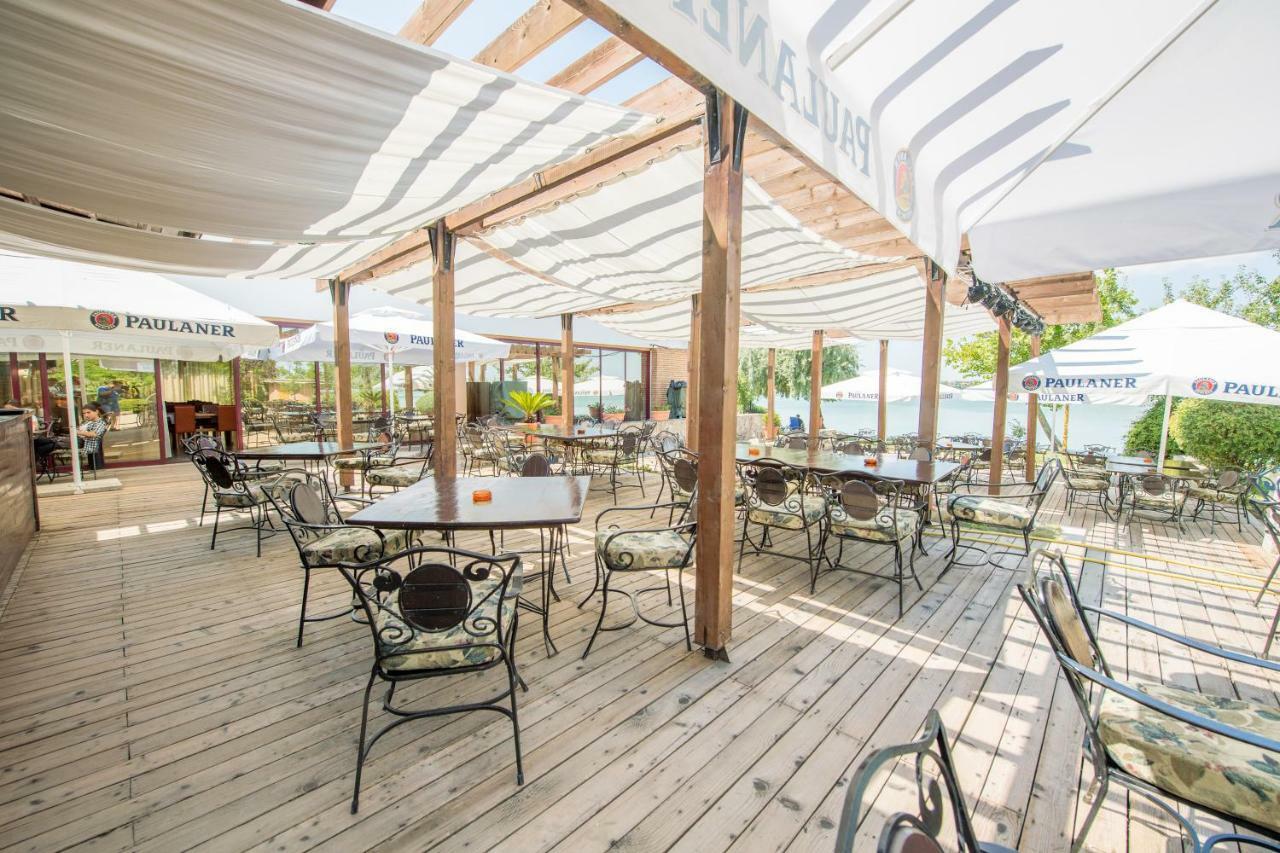 Hotel Piccadilly Mamaia Luaran gambar