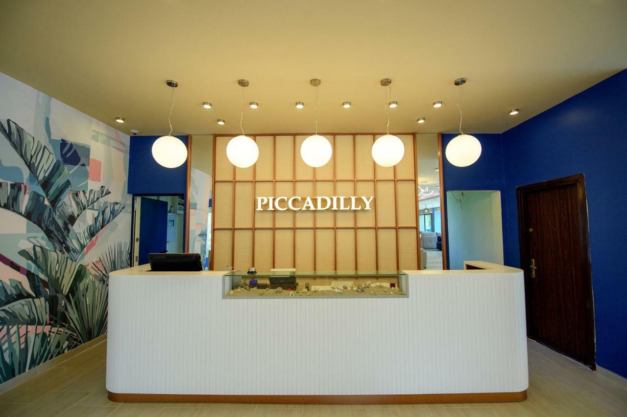 Hotel Piccadilly Mamaia Luaran gambar
