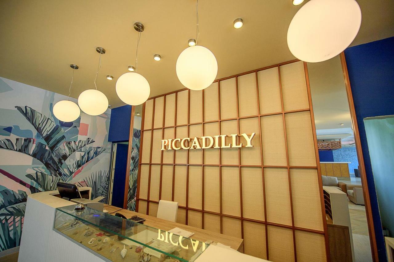 Hotel Piccadilly Mamaia Luaran gambar